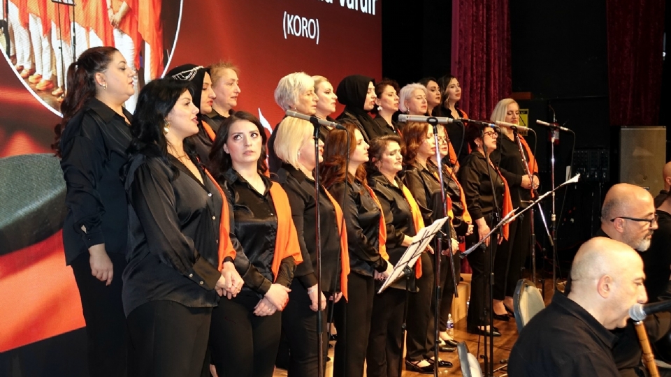 Türk Halk Müziği Kadın Korosu&nbsp;